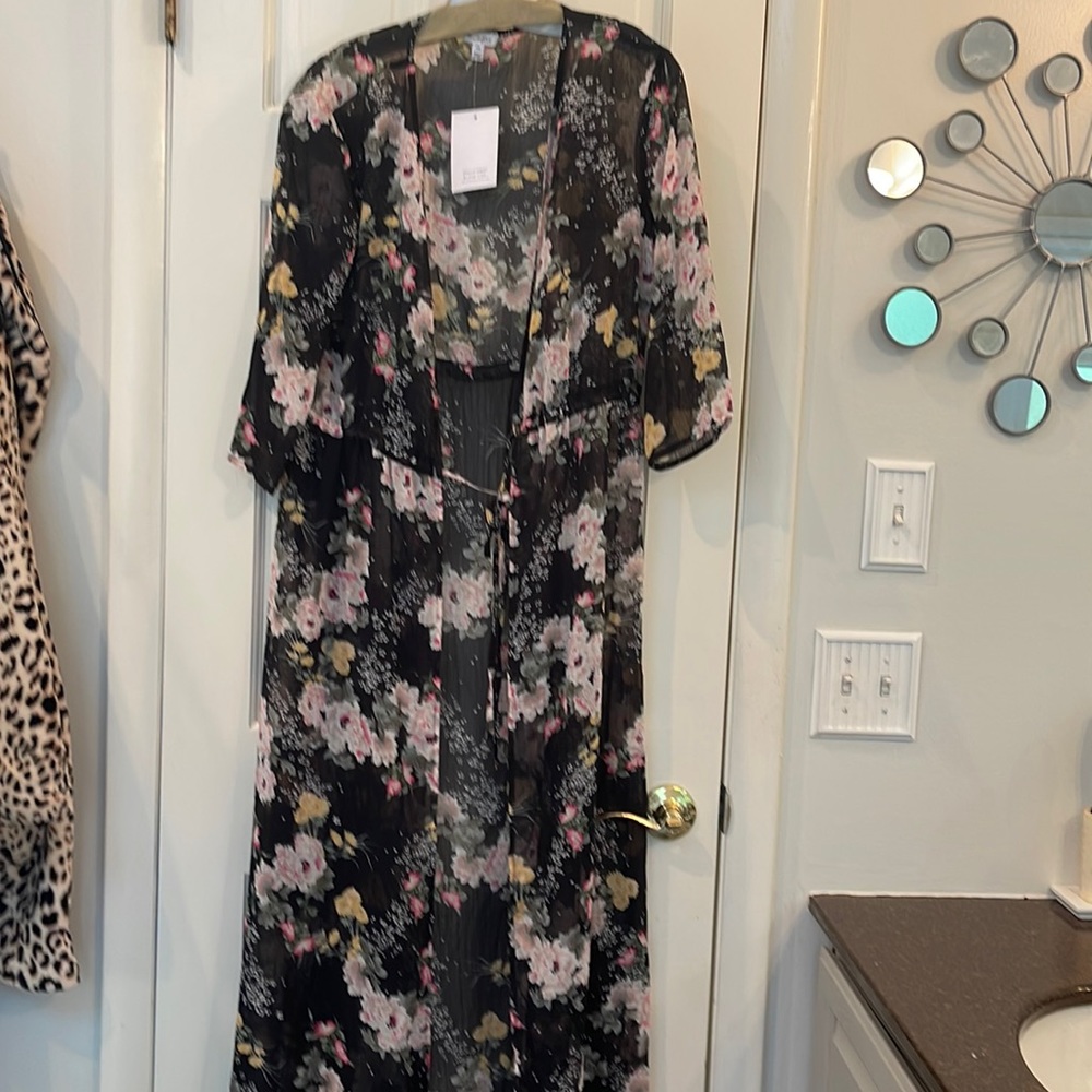 Intimates cover up Large new never worn with tags and front tie